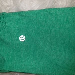 Lululemon High waisted cropped tights